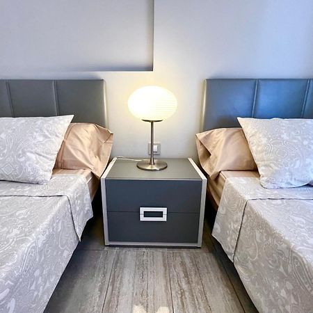 Exclusive Apartments On The First Line Of Benidorm Mar Y Sol Eksteriør billede