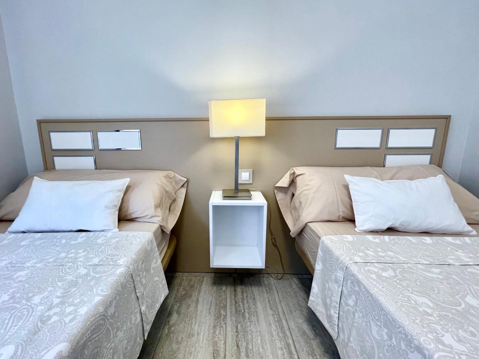 Exclusive Apartments On The First Line Of Benidorm Mar Y Sol Eksteriør billede